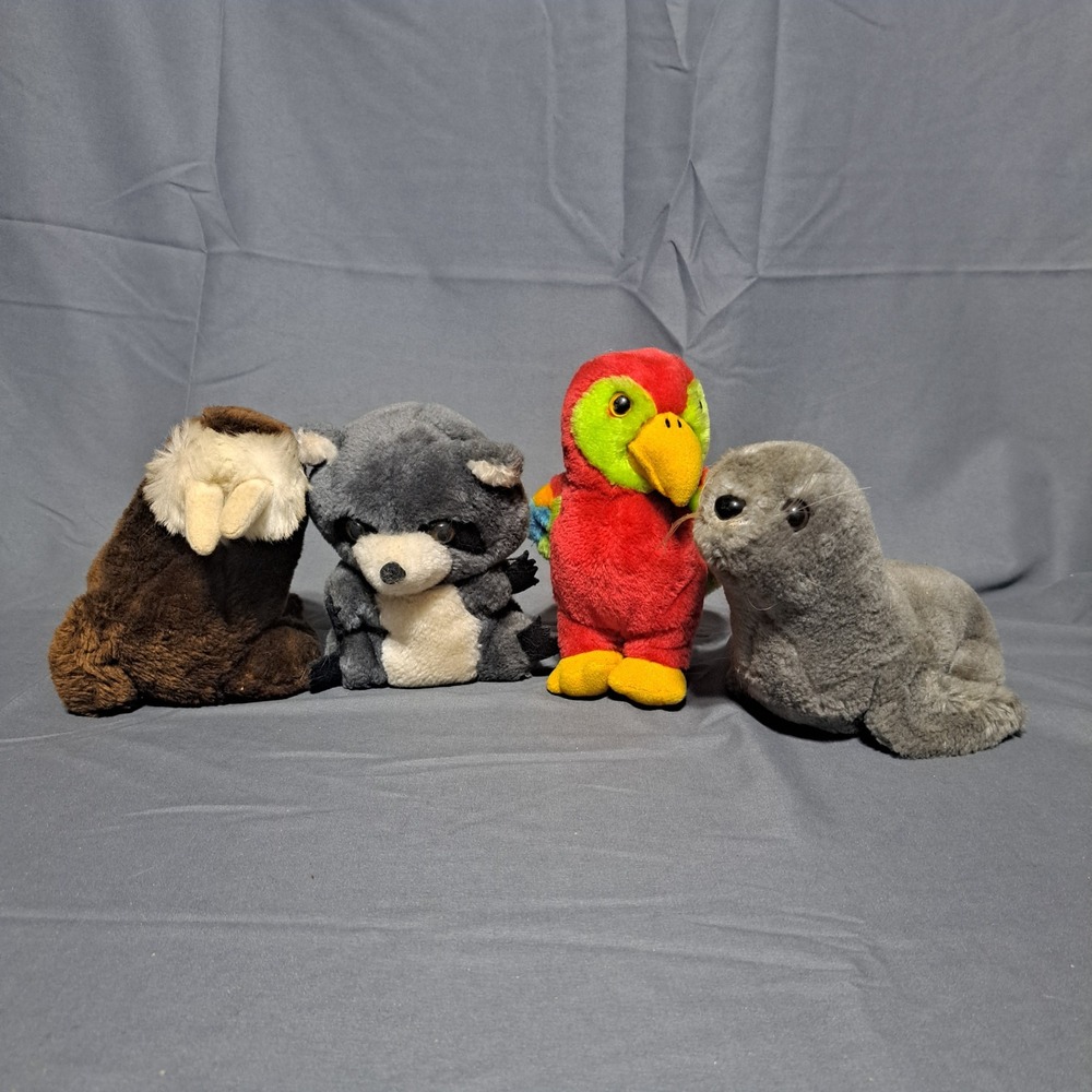 VTG R. Dakin Lot of 4 Bean Bag Plush Walrus Raccoon Parrot Seal '74 '75 '80 '81‎